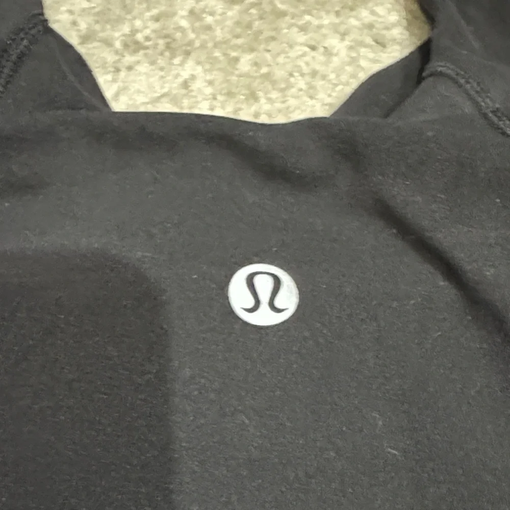 lululemon athletica sleek black